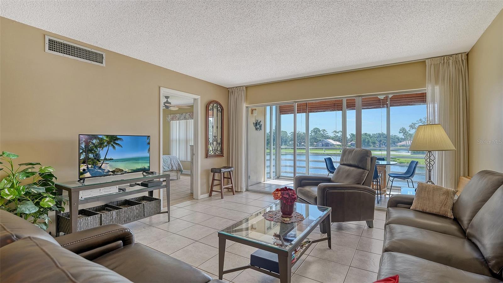 Image 10 of 66 For 7251 Country Club Drive N 226