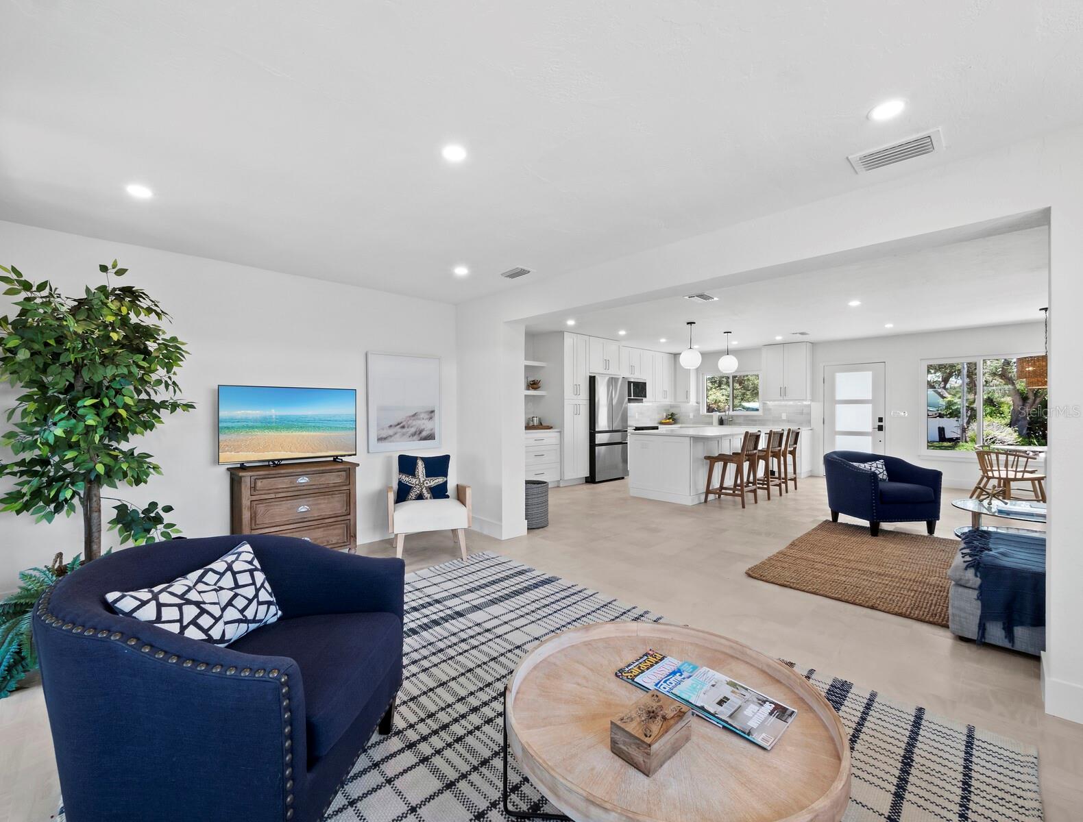 Image 11 of 25 For 3430 Jaffa Drive