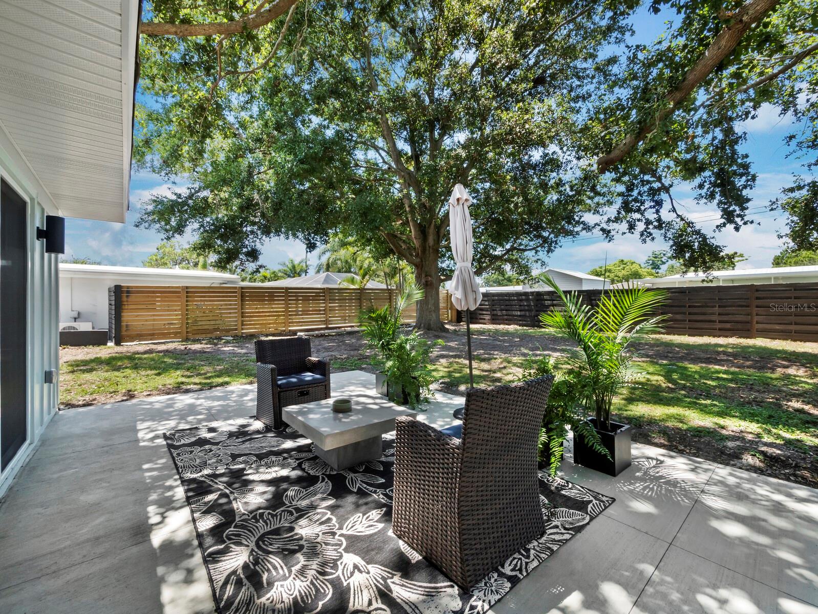Image 19 of 25 For 3430 Jaffa Drive