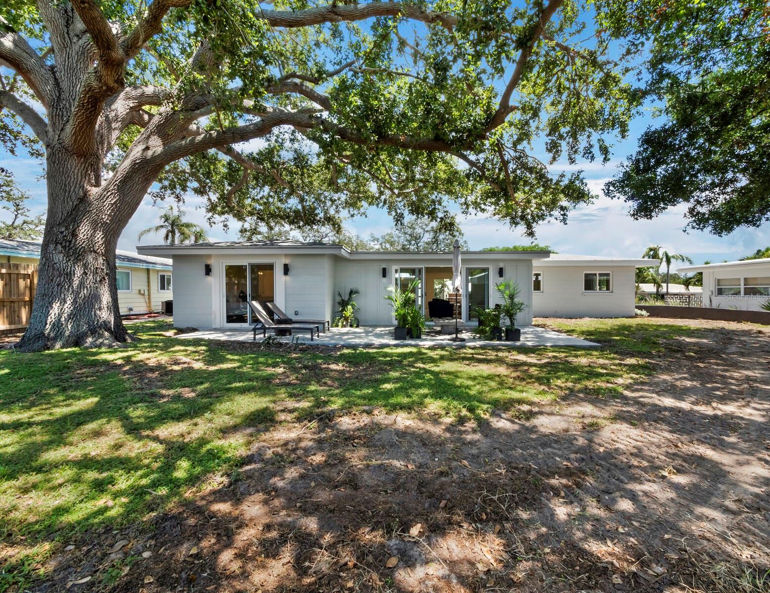Image 22 of 25 For 3430 Jaffa Drive
