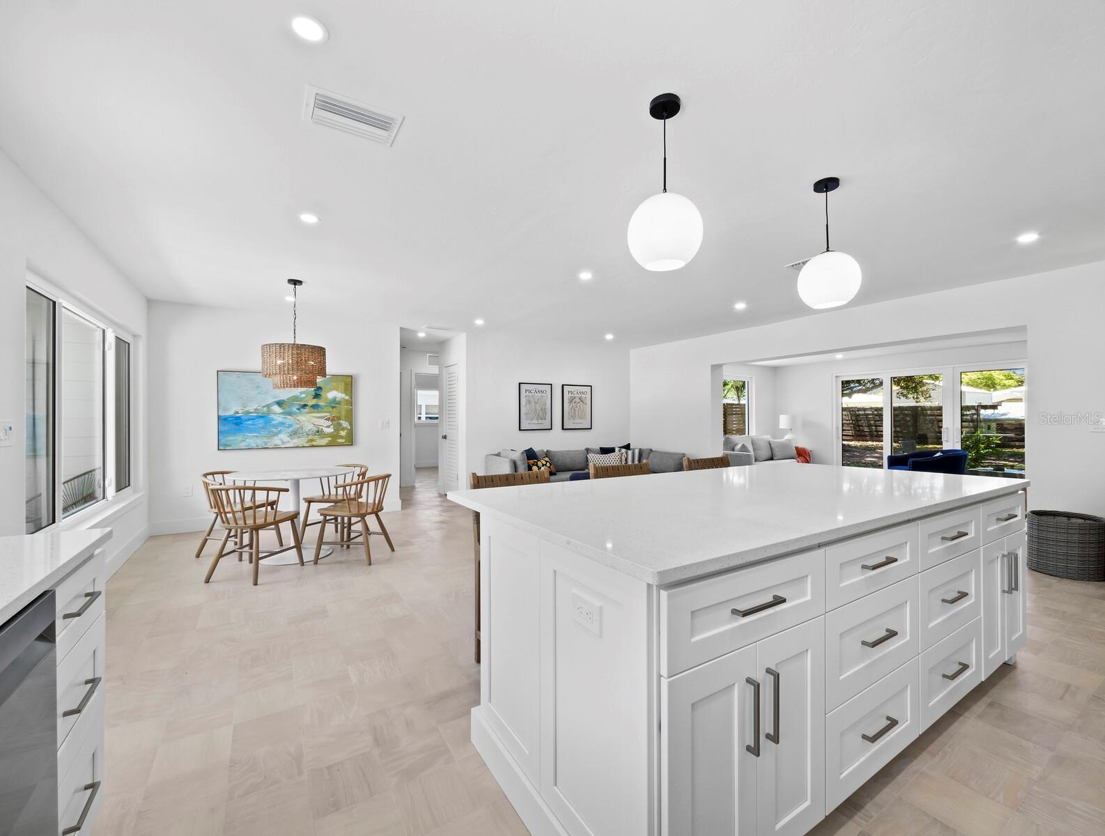 Image 9 of 25 For 3430 Jaffa Drive