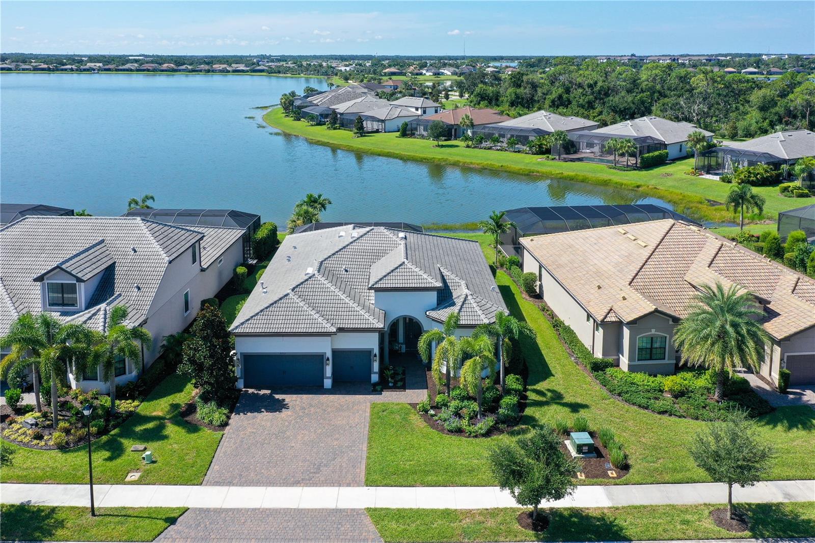 Image 2 of 76 For 7713 Mainsail Lane