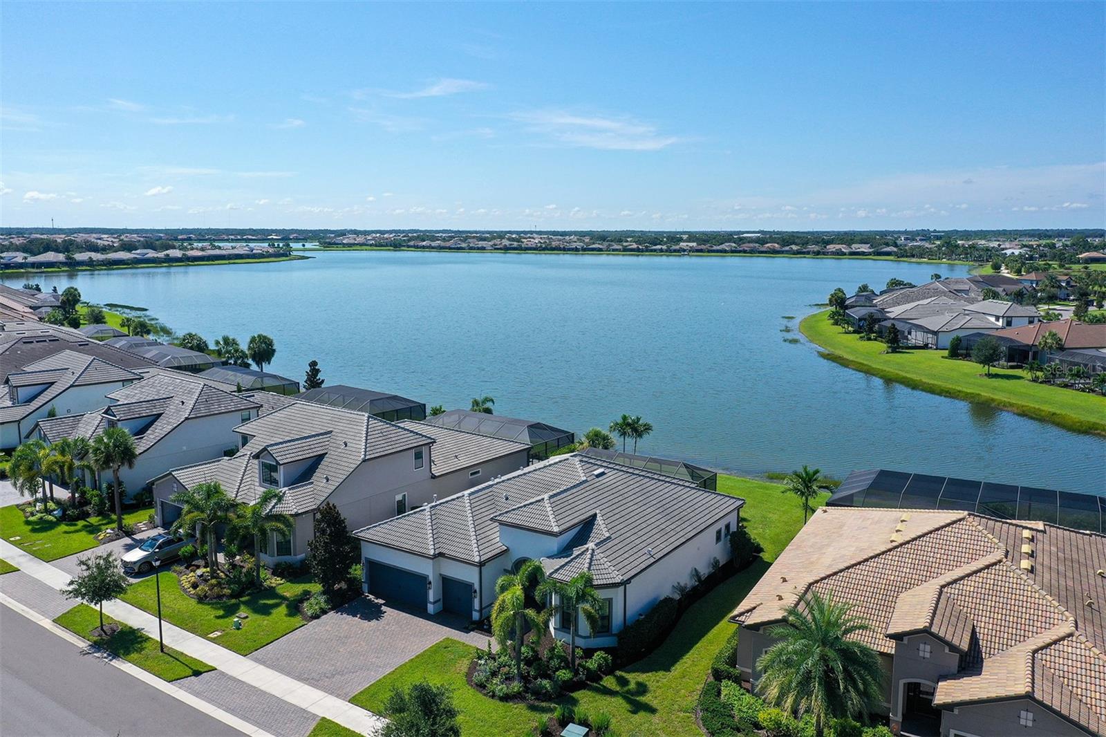 Image 4 of 76 For 7713 Mainsail Lane