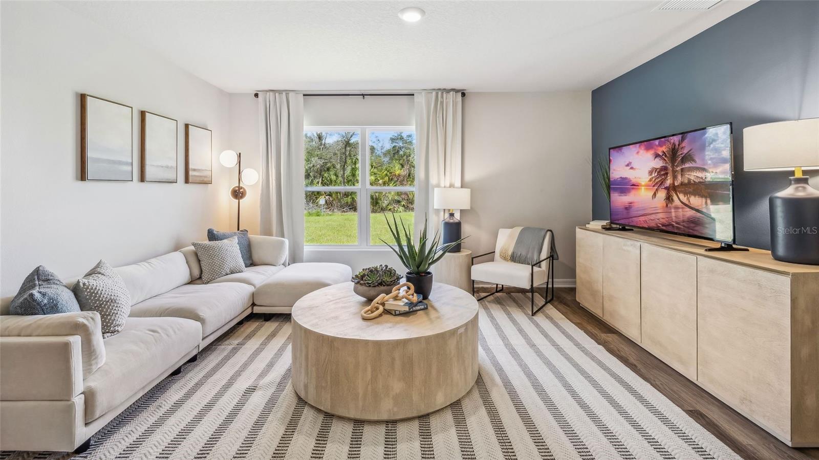 Image 4 of 24 For 11130 44th Avenue E