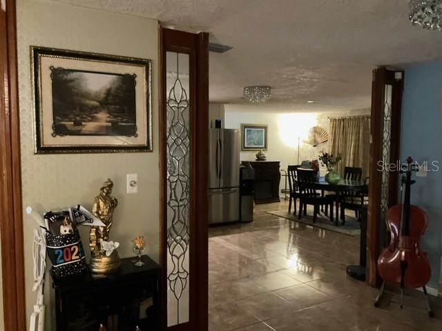 Listing photo id 11 for 10401 Alice M Court