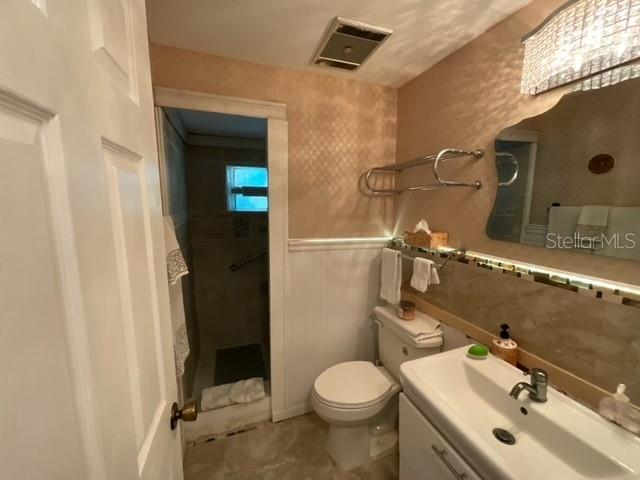 Listing photo id 23 for 10401 Alice M Court