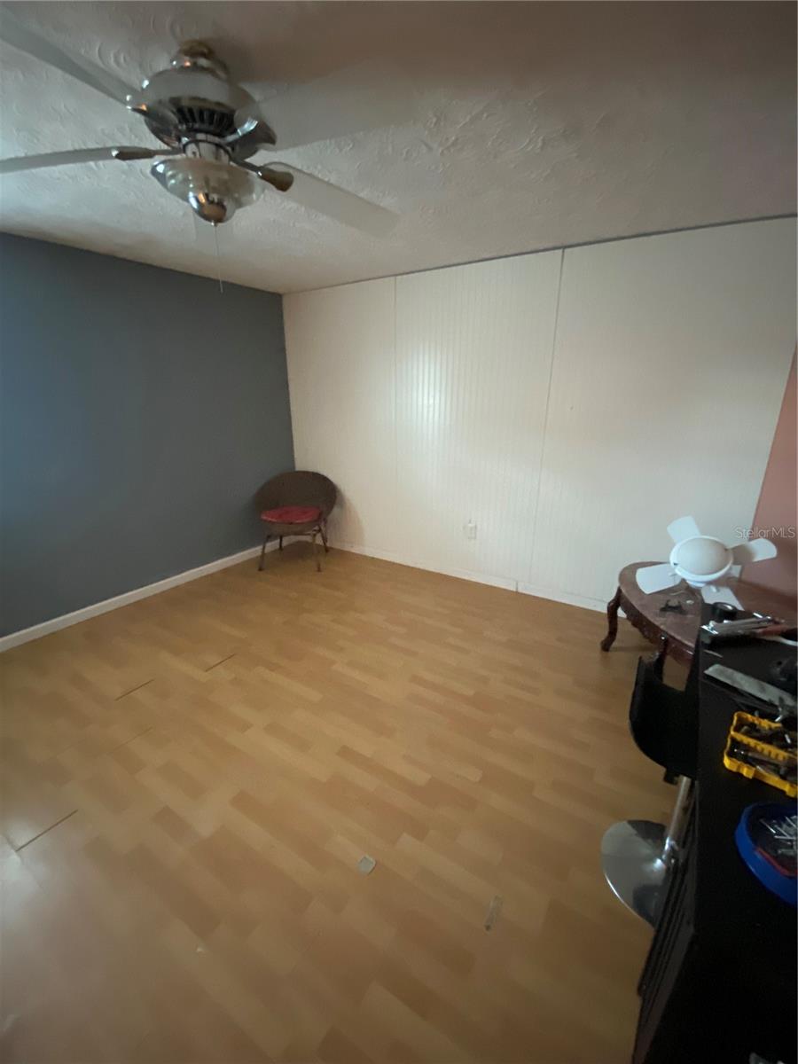 Listing photo id 24 for 10401 Alice M Court