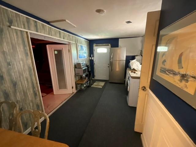Listing photo id 28 for 10401 Alice M Court