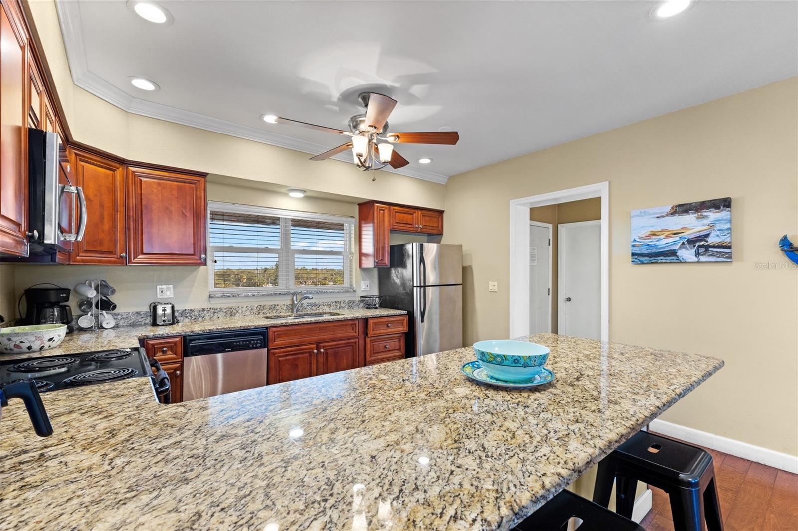Image 13 of 31 For 60 Gulf Boulevard 402