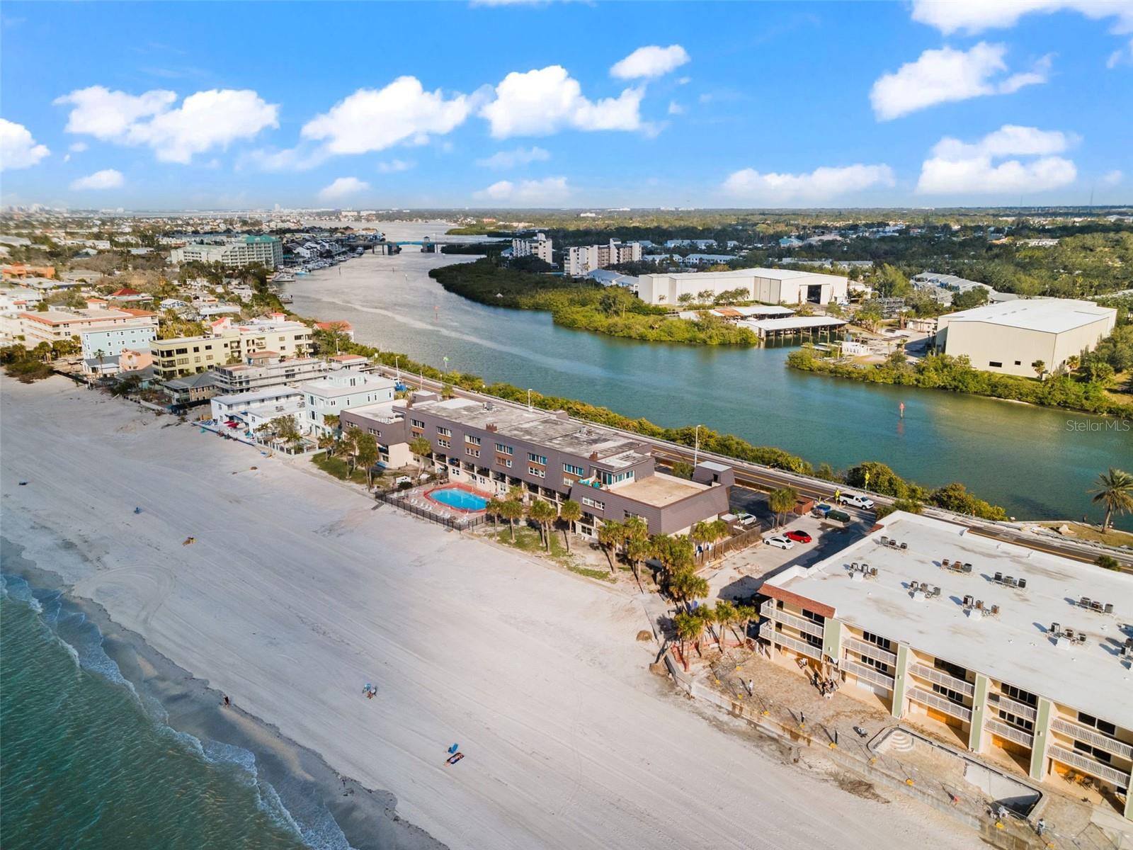Image 25 of 31 For 60 Gulf Boulevard 402