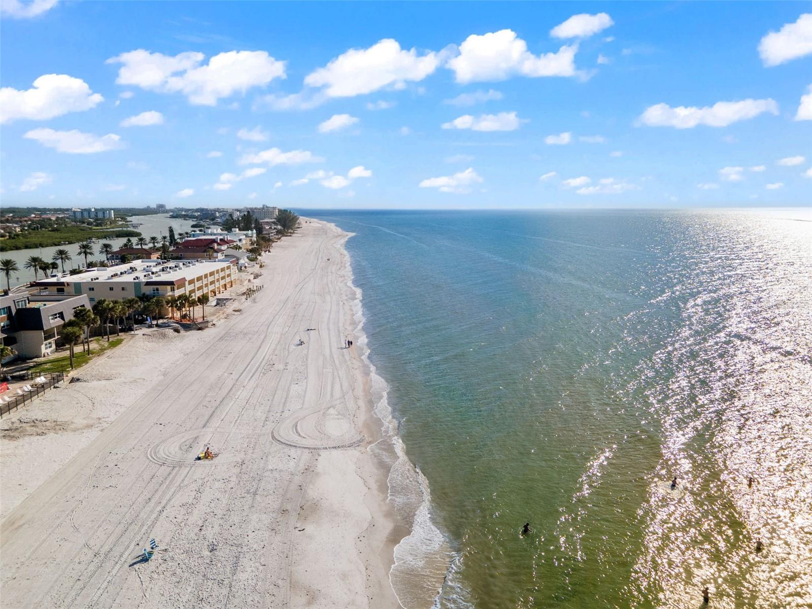 Image 28 of 31 For 60 Gulf Boulevard 402