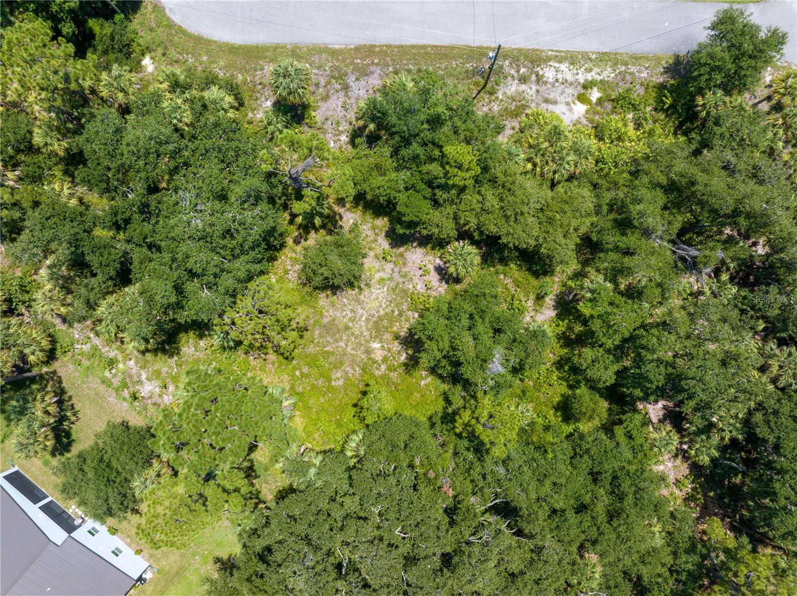 Image 14 of 17 For  Pomona Ct  