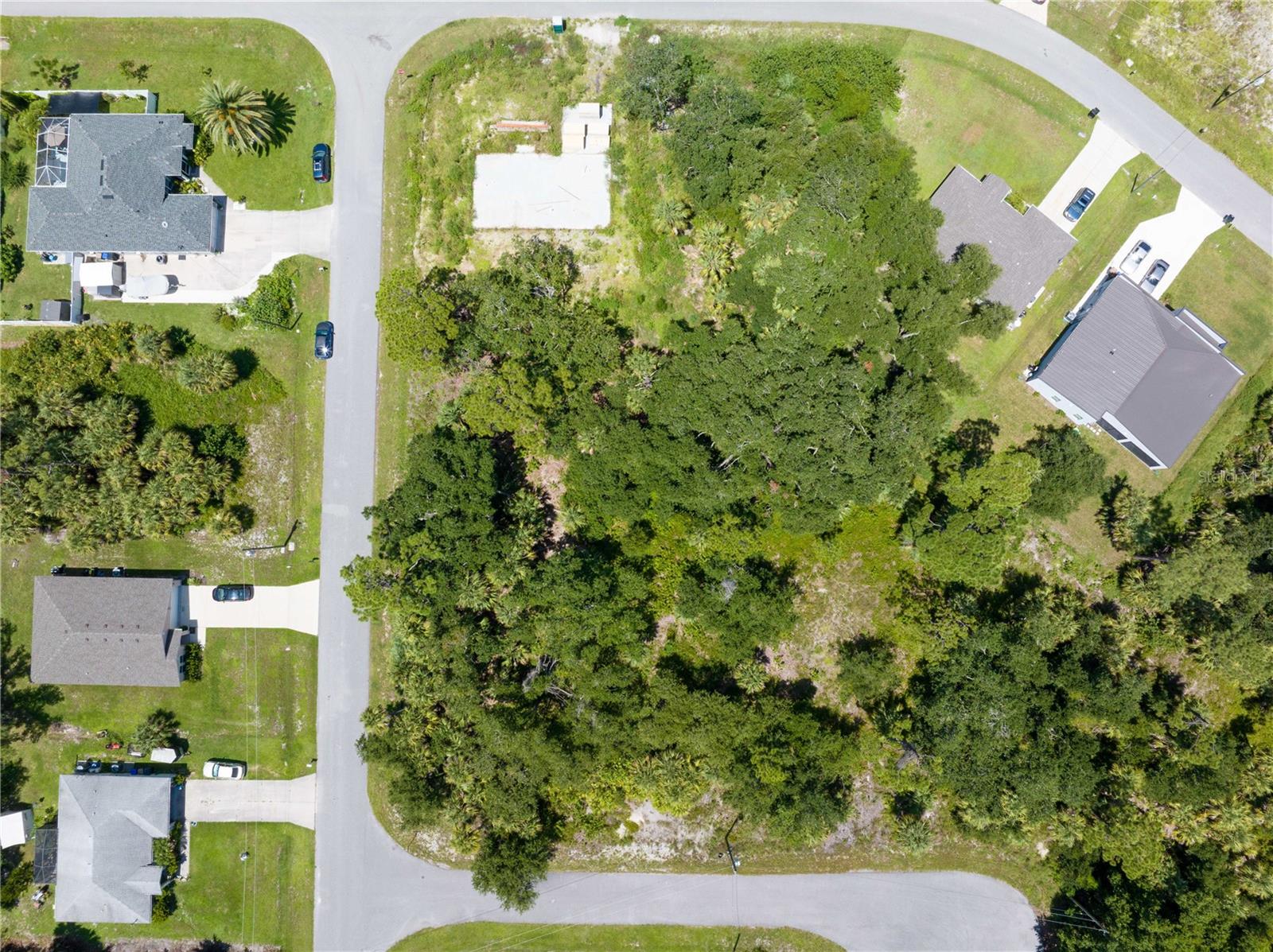 Image 8 of 17 For  Pomona Ct  