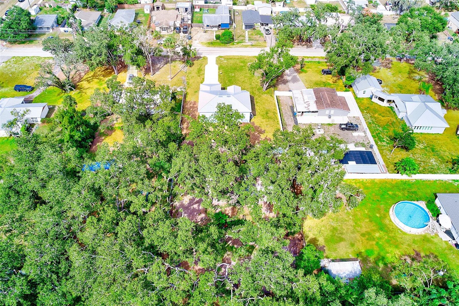 Listing photo id 37 for 11111 Hackney Drive