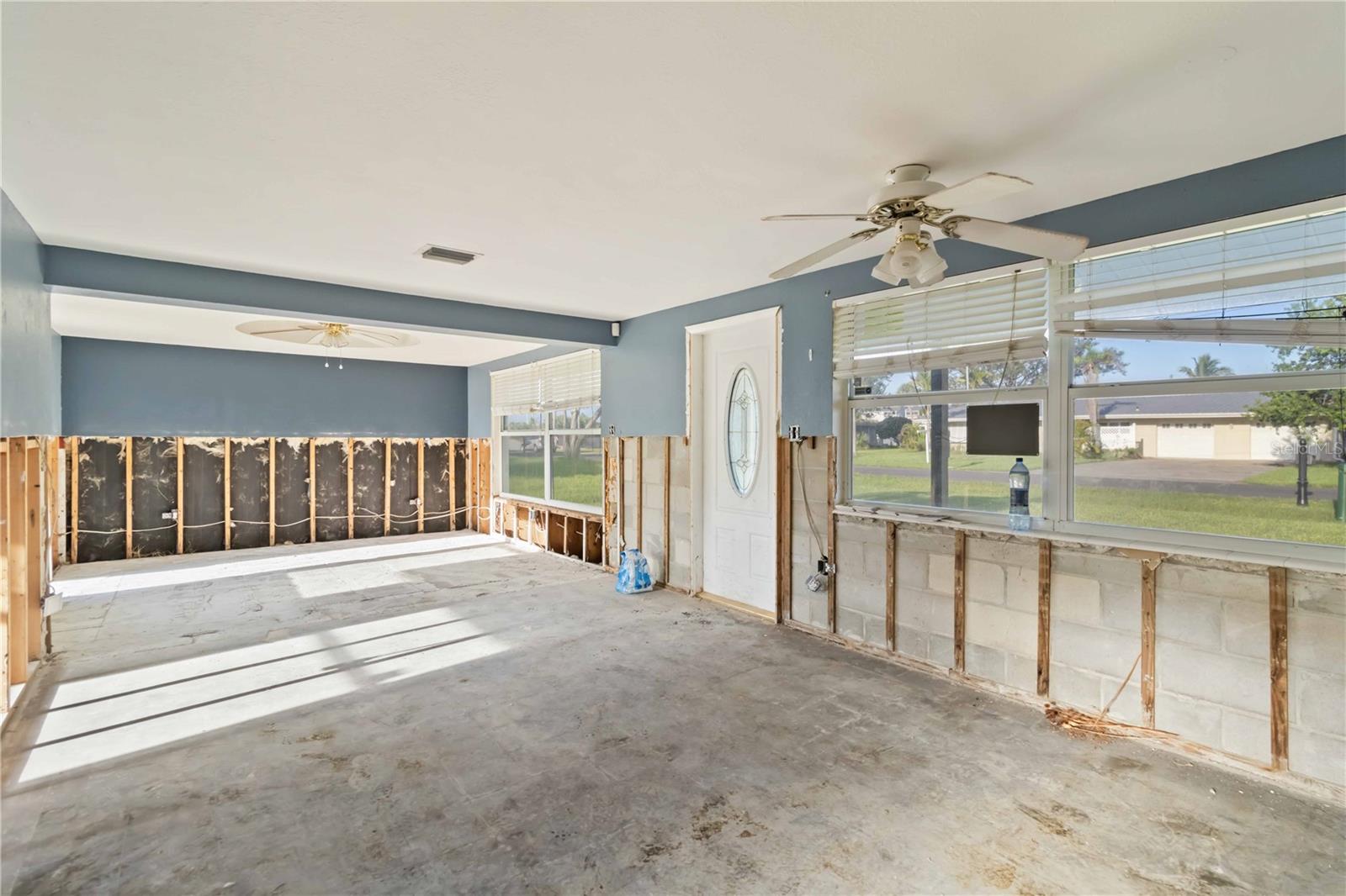 Image 4 of 50 For 1255 Maryknoll Road