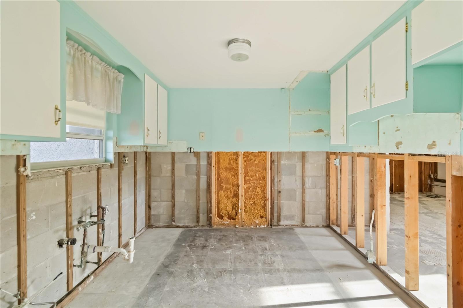 Image 9 of 50 For 1255 Maryknoll Road