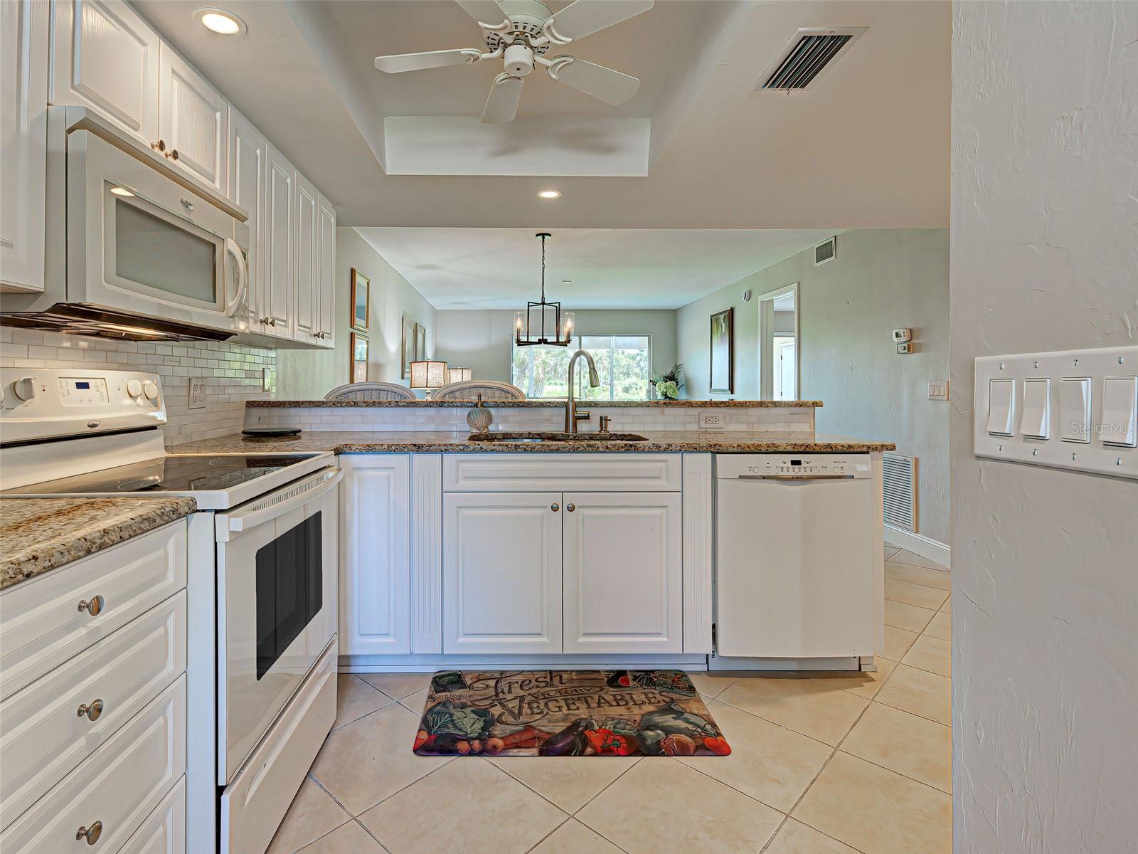 Image 18 of 64 For 6800 Placida Road 172