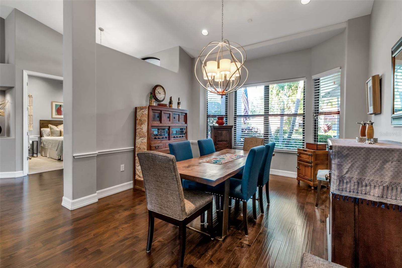 Image 10 of 56 For 8455 Woodbriar Drive