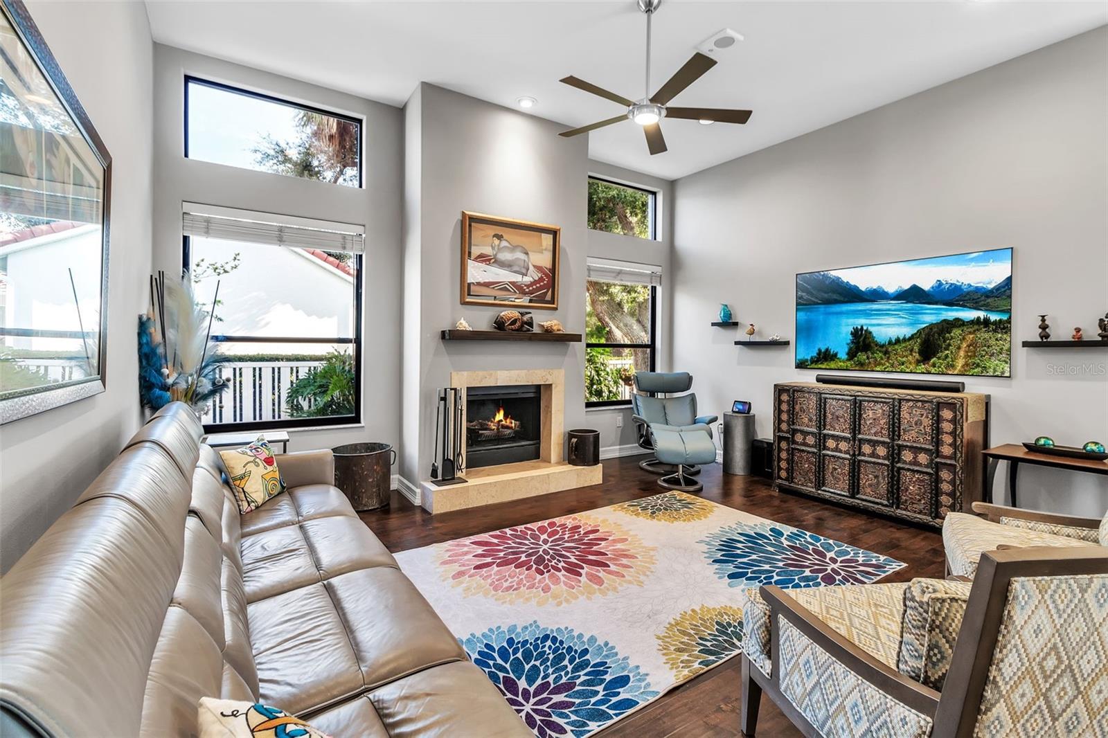 Image 13 of 56 For 8455 Woodbriar Drive