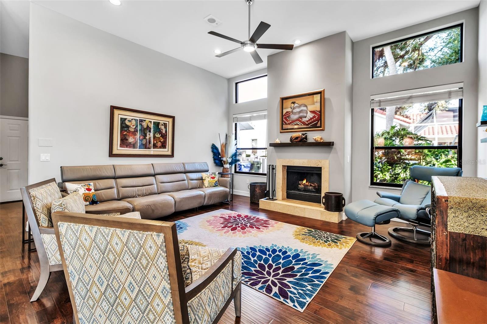 Image 14 of 56 For 8455 Woodbriar Drive