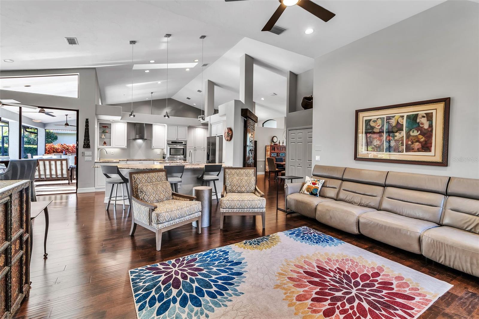 Image 15 of 56 For 8455 Woodbriar Drive