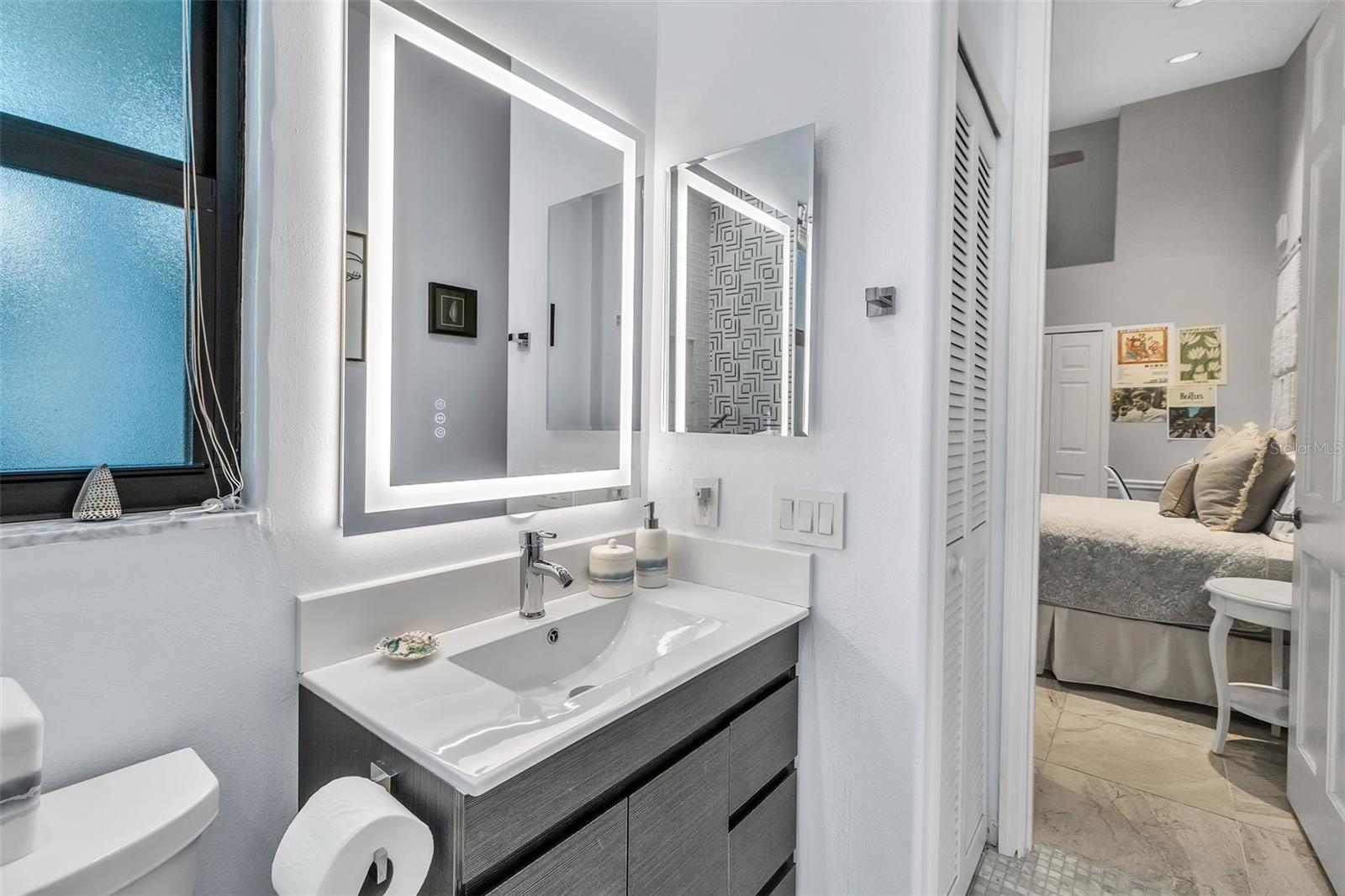 Image 36 of 56 For 8455 Woodbriar Drive