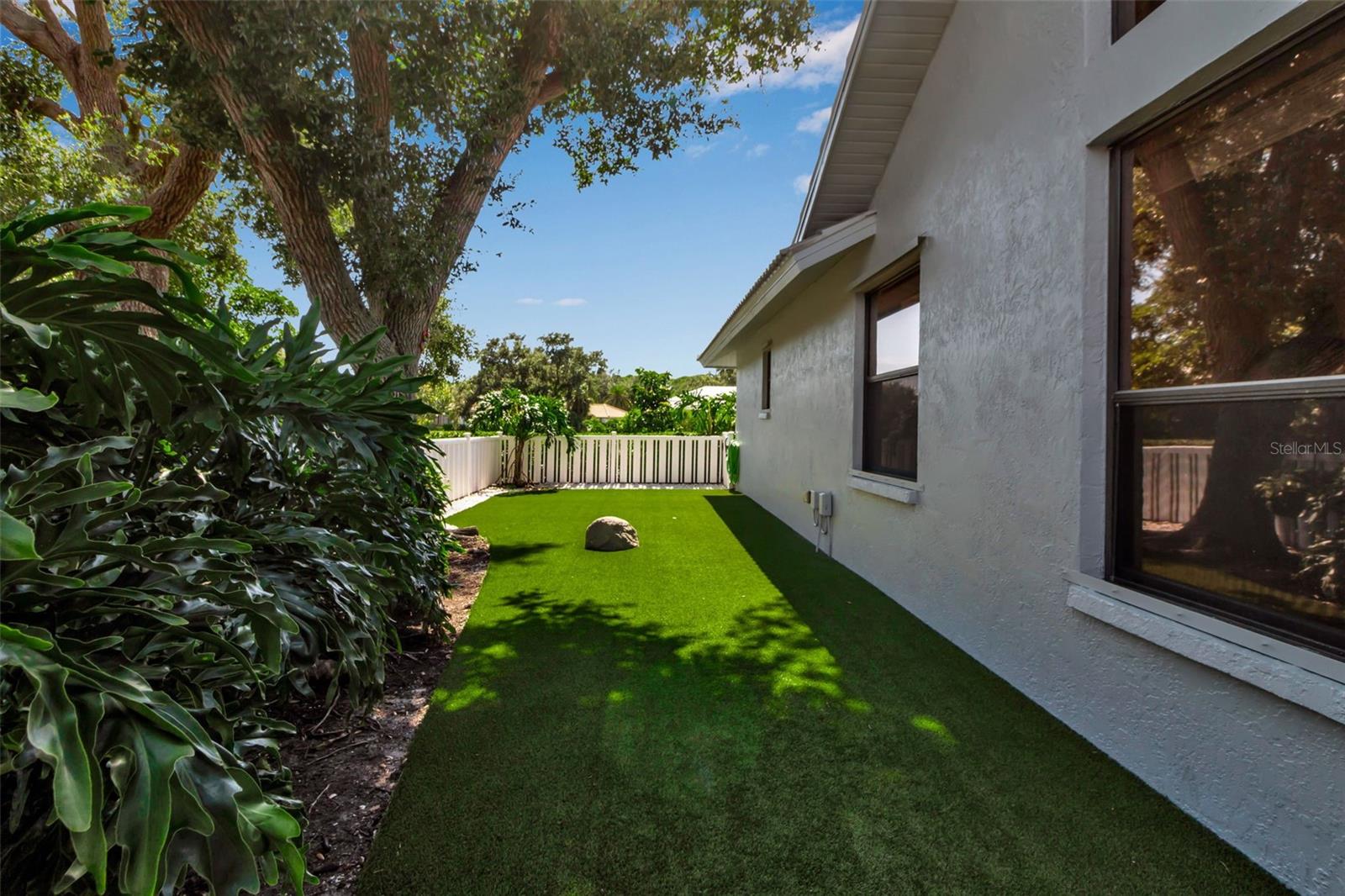 Image 47 of 56 For 8455 Woodbriar Drive