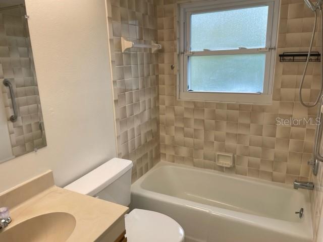 Image 10 of 13 For 609 Jefferson Avenue 609