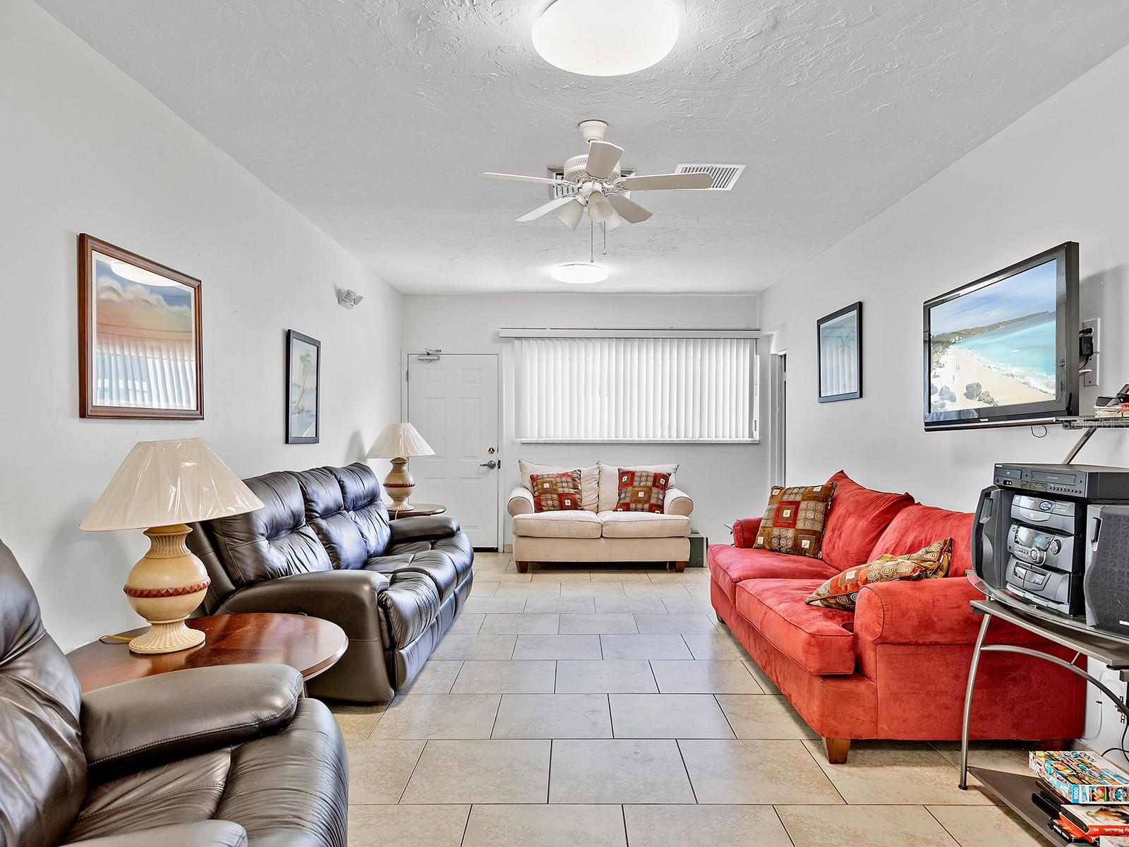 Image 14 of 22 For 2763 Woodgate Lane 101