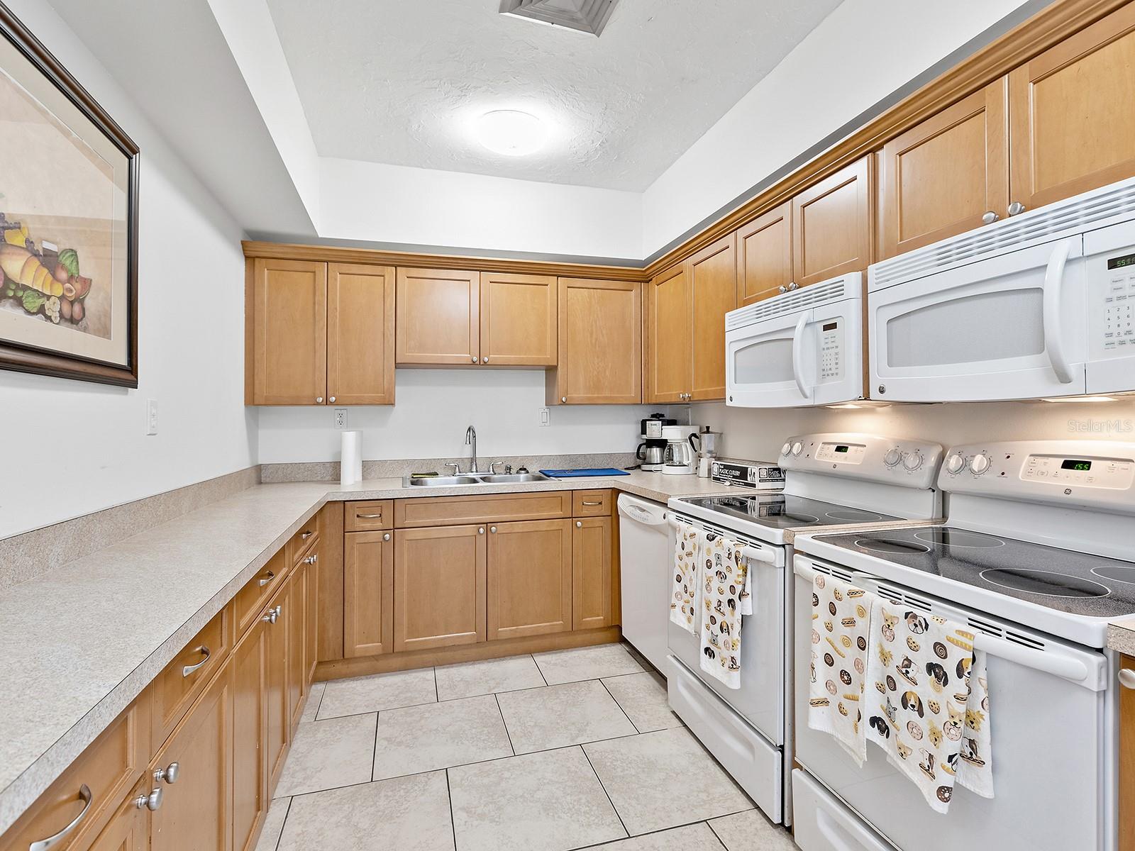 Image 16 of 22 For 2763 Woodgate Lane 101