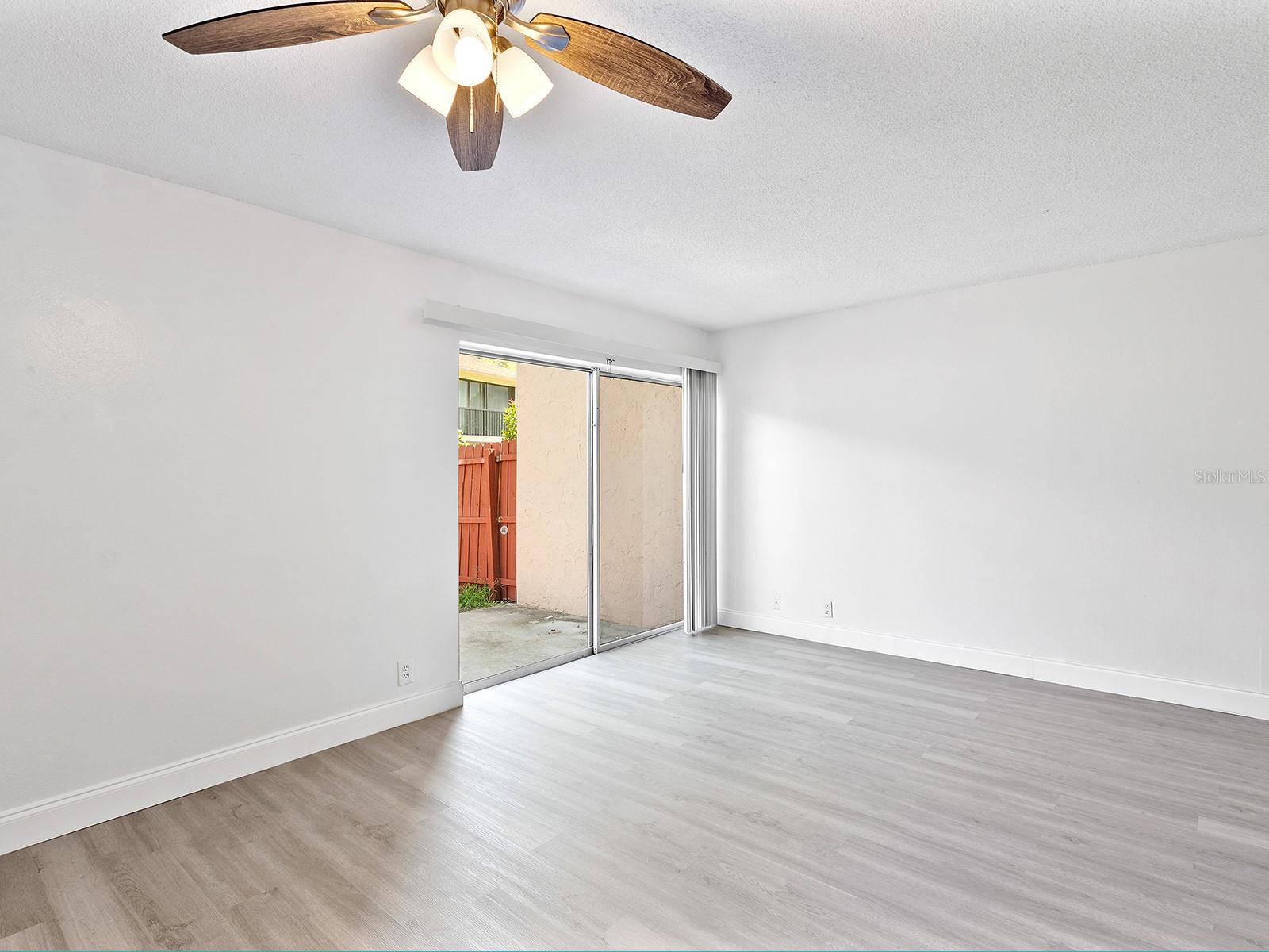 Image 3 of 22 For 2763 Woodgate Lane 101