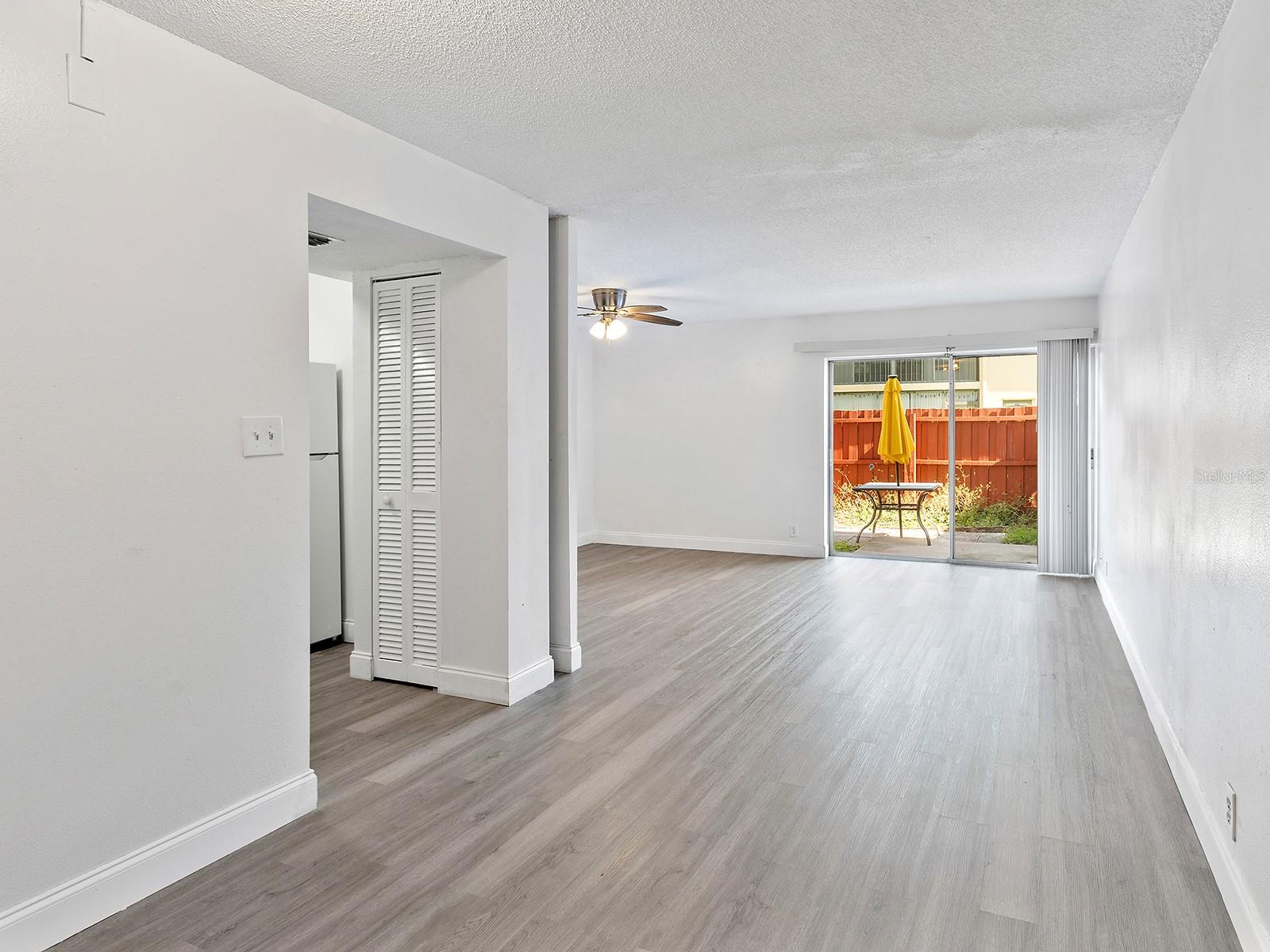 Image 8 of 22 For 2763 Woodgate Lane 101