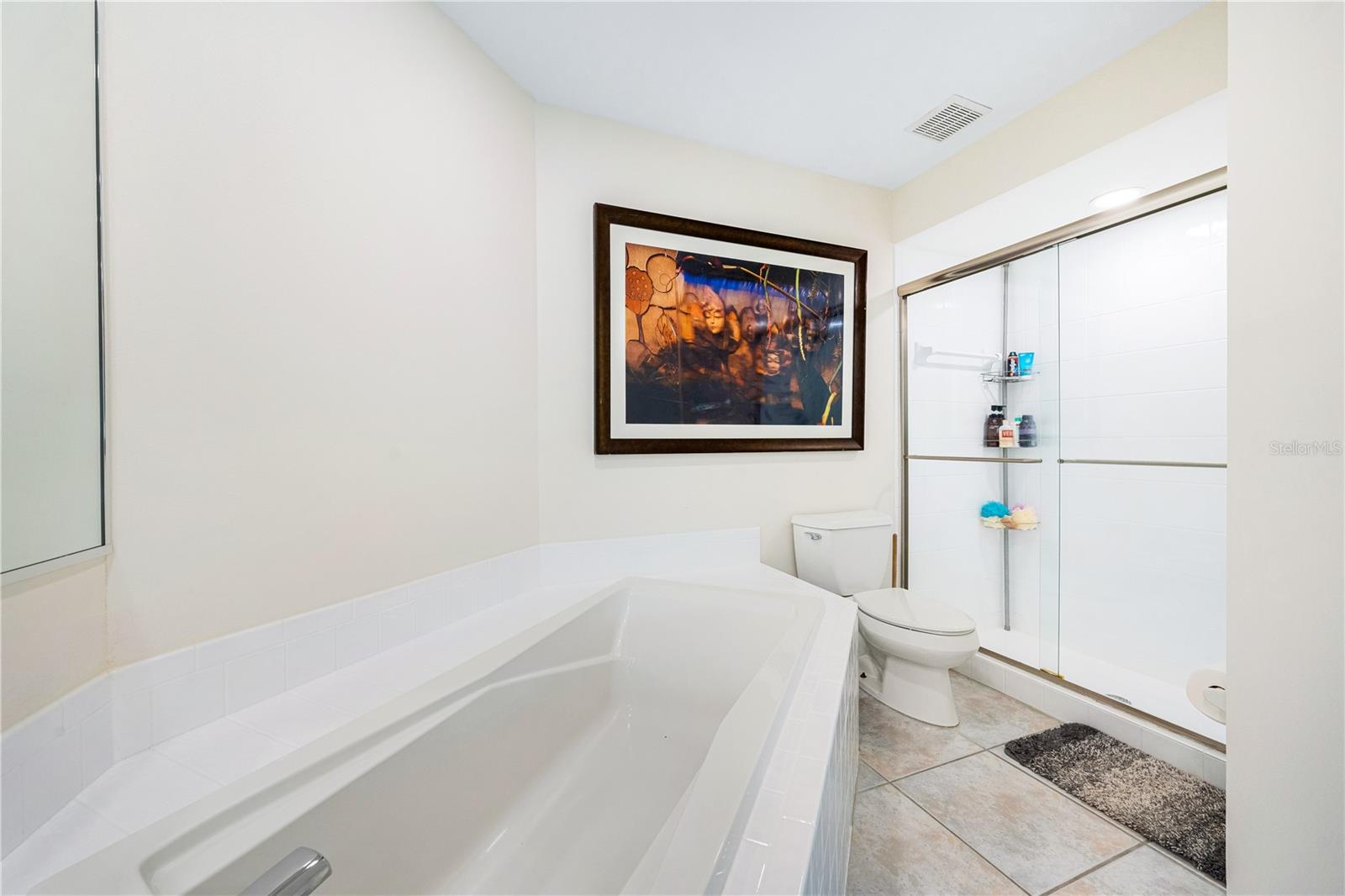 Image 16 of 35 For 862 Hudson Avenue 862