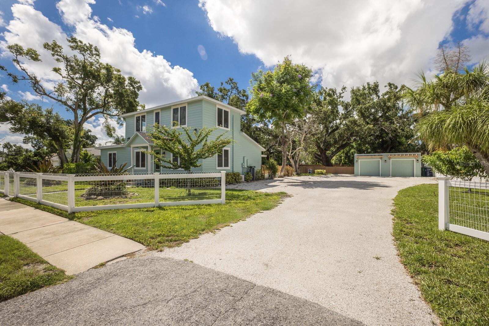 Image 3 of 56 For 1411 4th Street W
