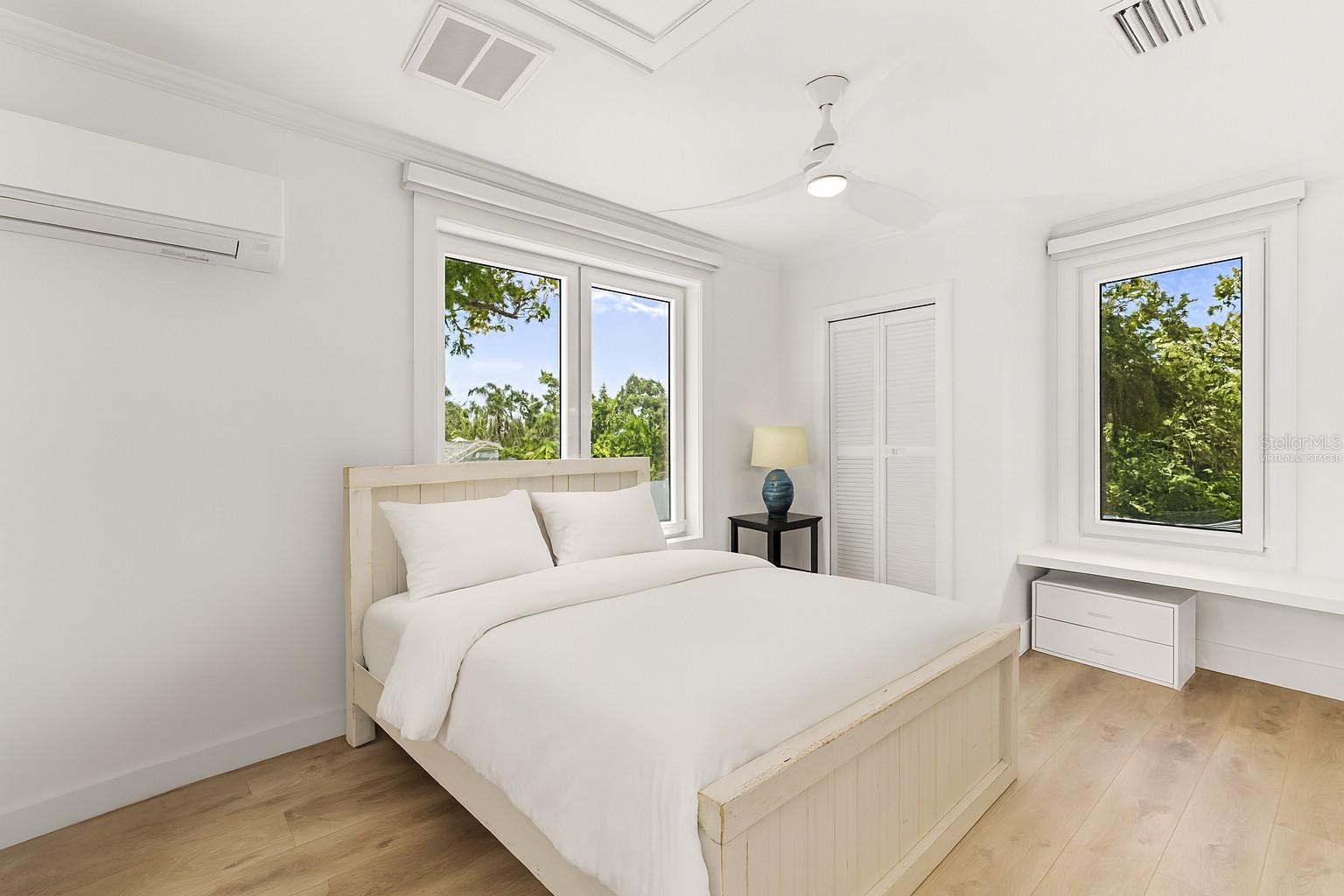 Image 33 of 56 For 1411 4th Street W