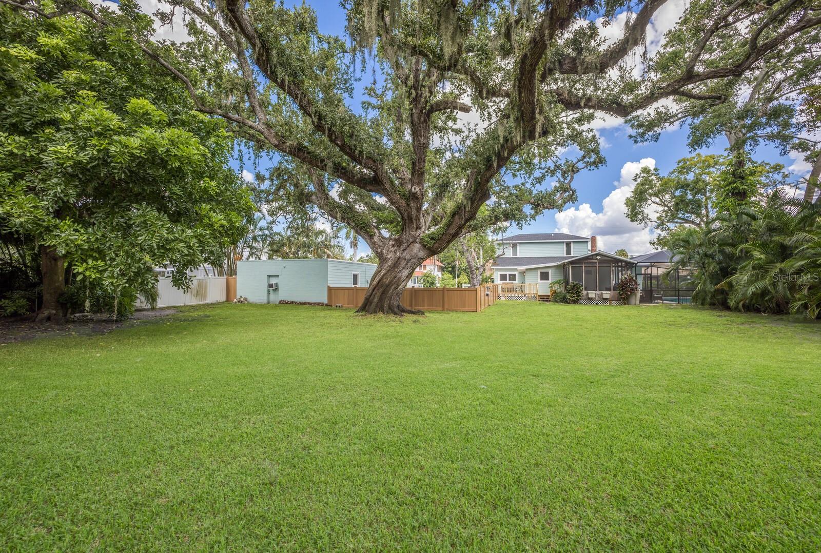 Image 49 of 56 For 1411 4th Street W