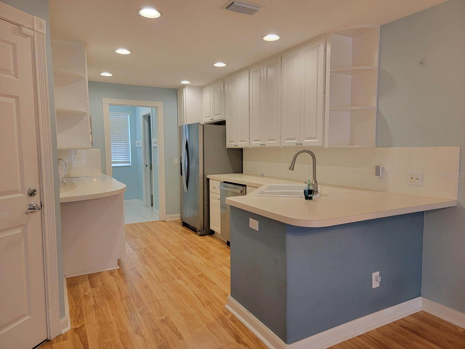 Image 5 of 22 For 7884 Farina Court