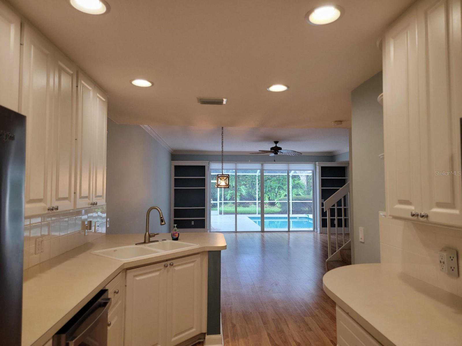 Image 6 of 22 For 7884 Farina Court