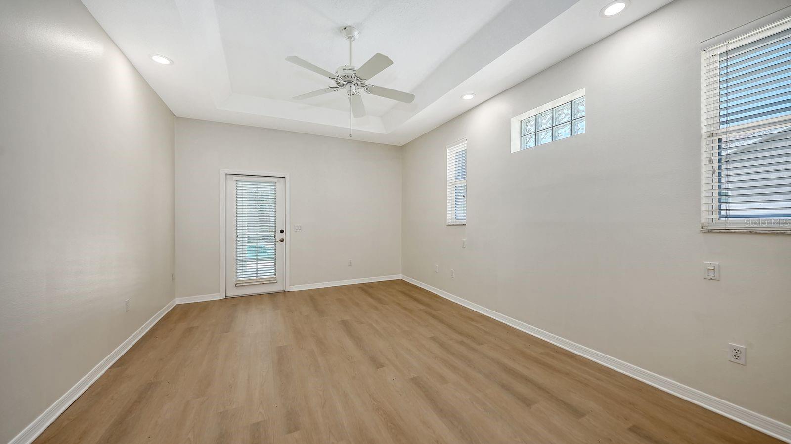 Image 12 of 32 For 2558 Waterview Court