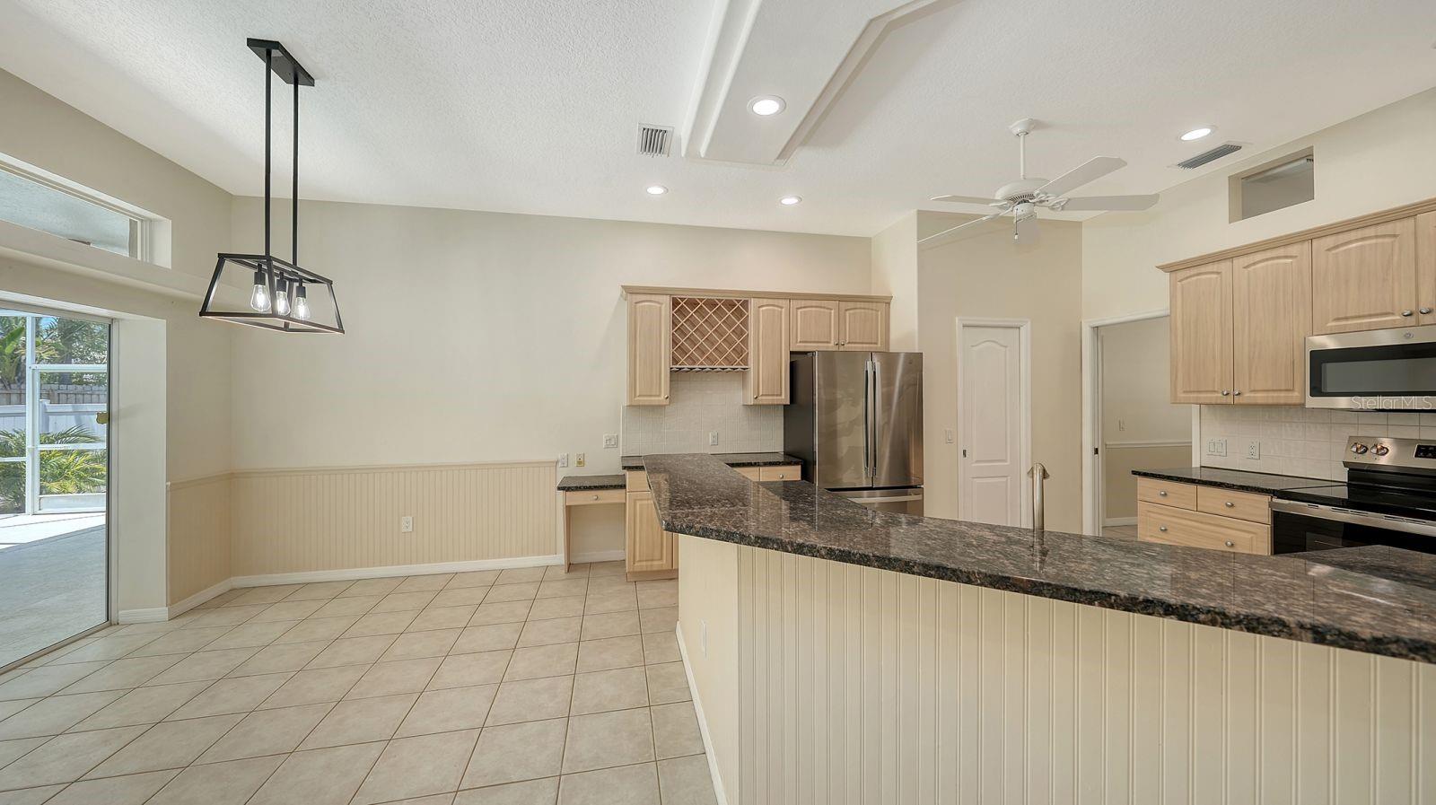 Image 6 of 32 For 2558 Waterview Court