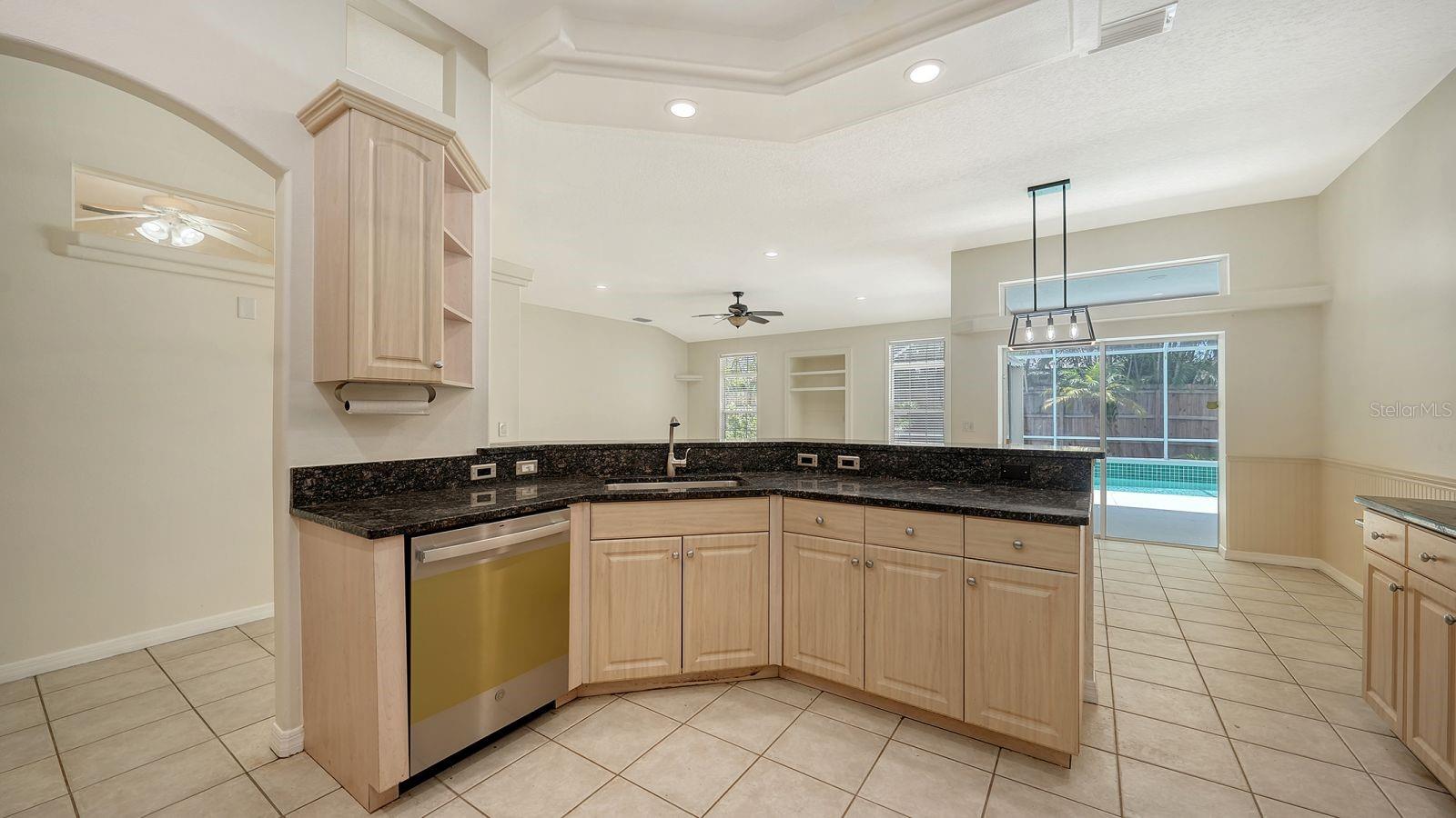 Image 9 of 32 For 2558 Waterview Court