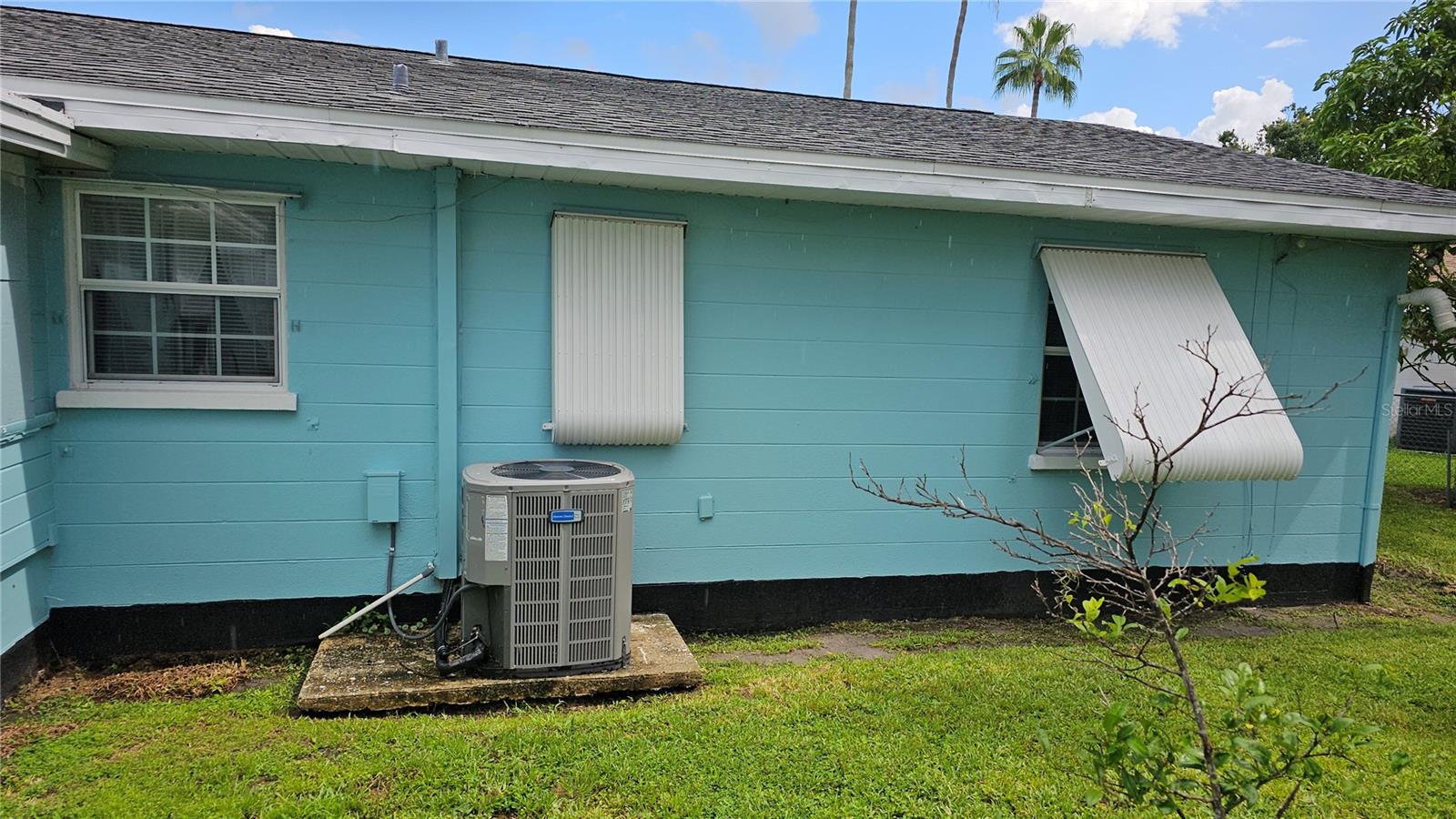 Image 5 of 5 For 1606 16th Street E