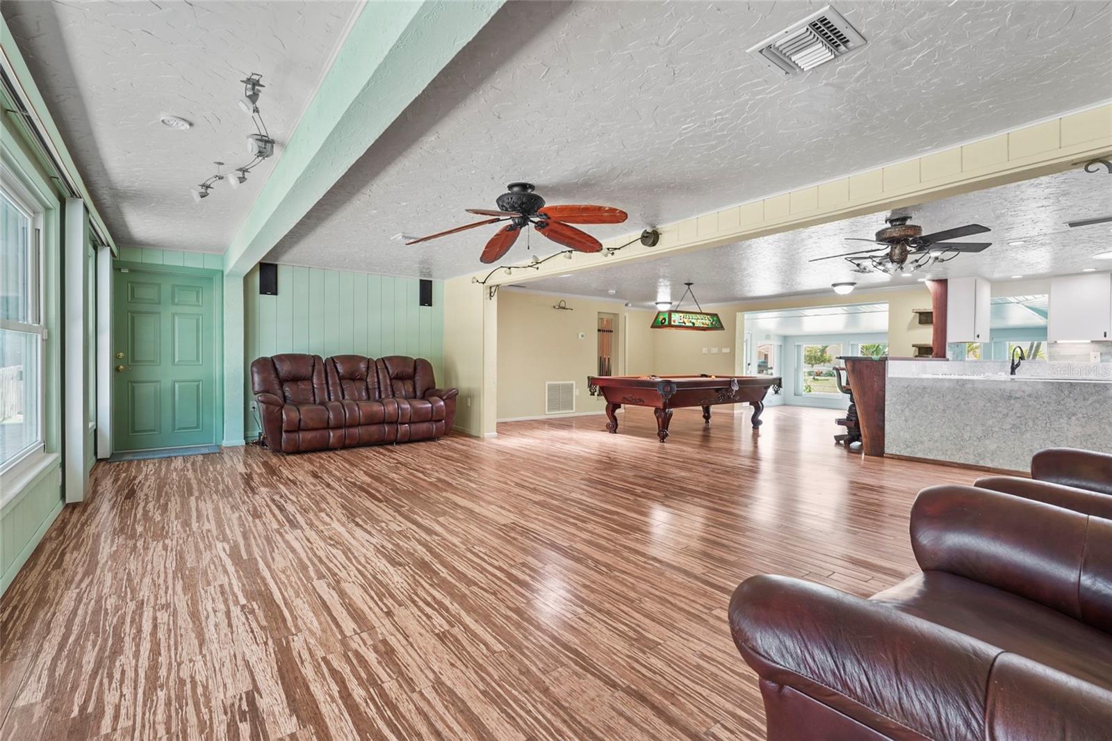 Image 35 of 67 For 2521 Clipper Ship Way
