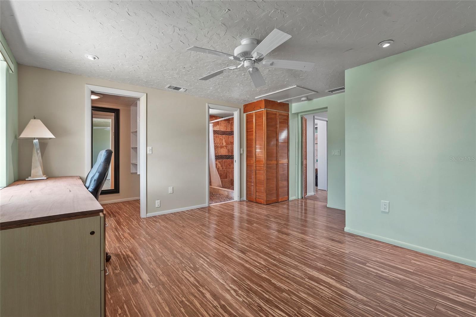 Image 46 of 67 For 2521 Clipper Ship Way