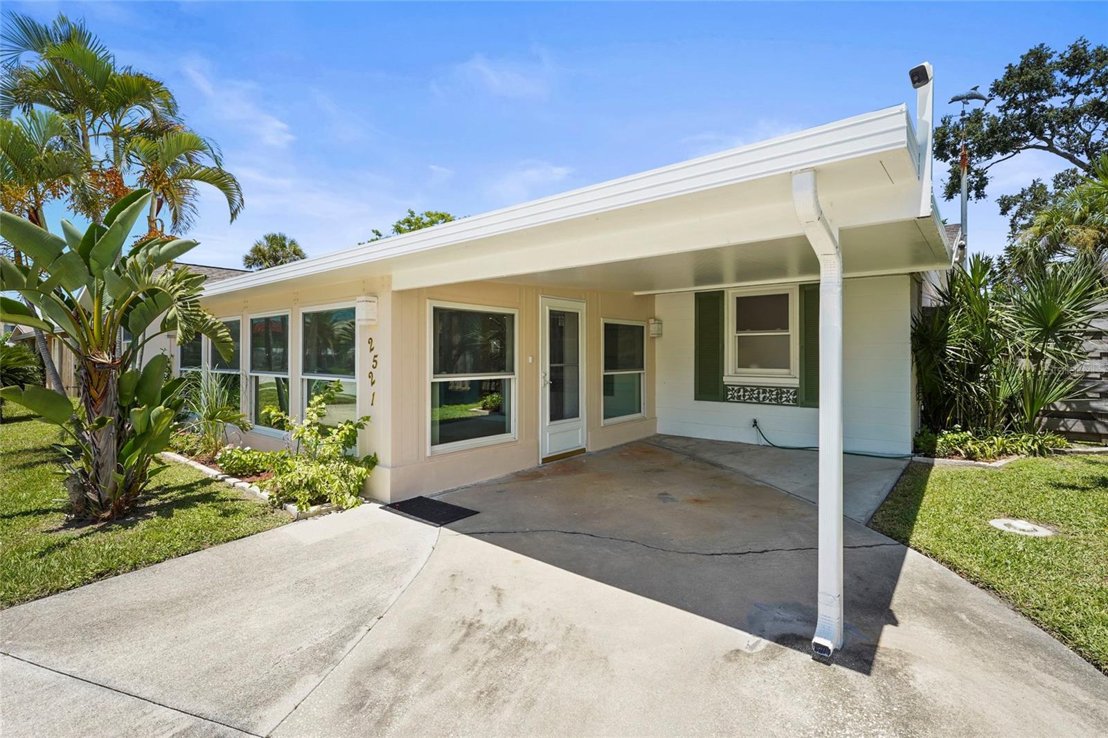 Image 5 of 67 For 2521 Clipper Ship Way
