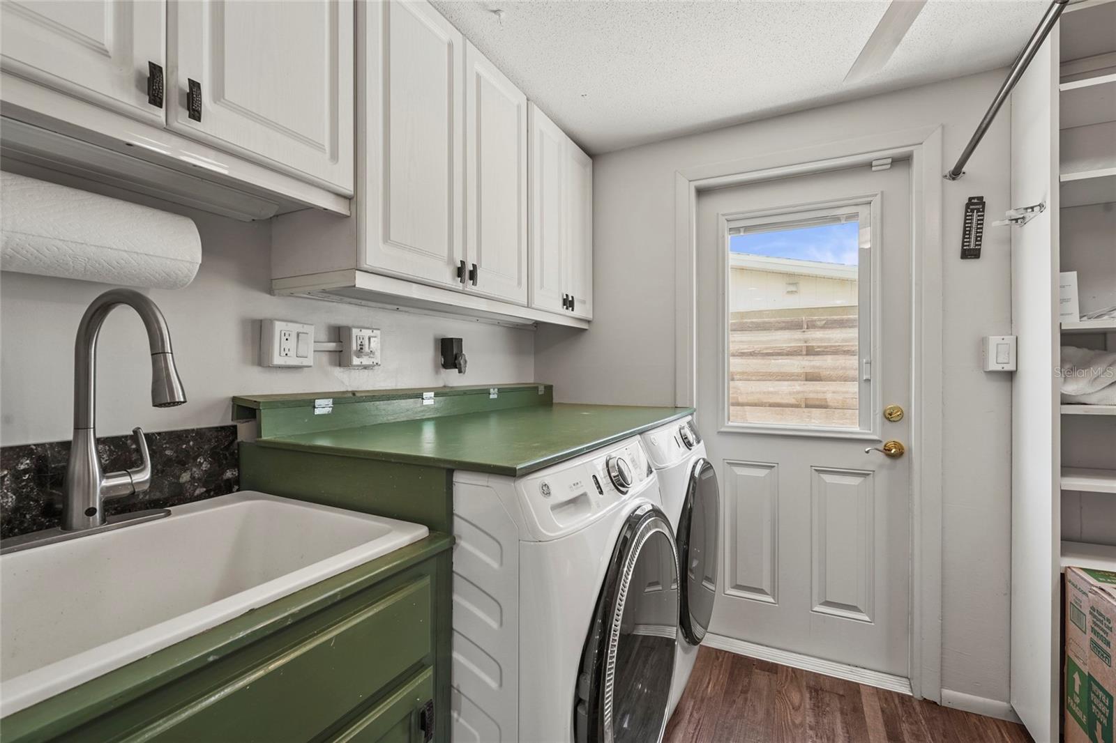 Image 50 of 67 For 2521 Clipper Ship Way
