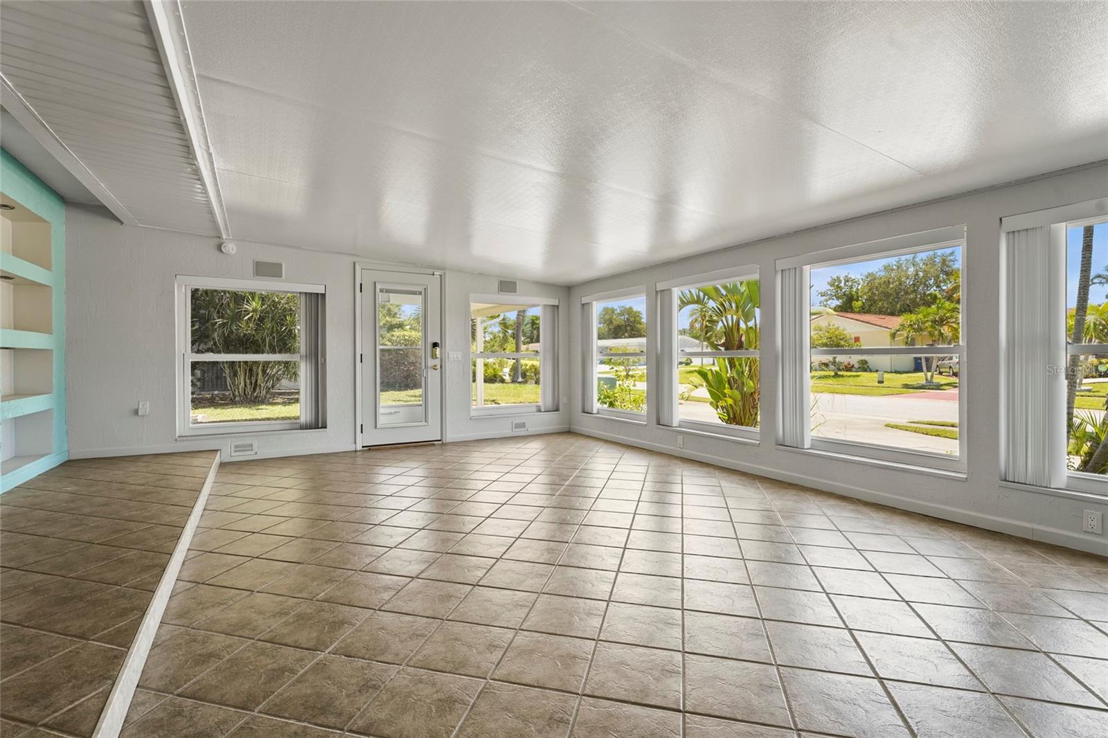 Image 8 of 67 For 2521 Clipper Ship Way