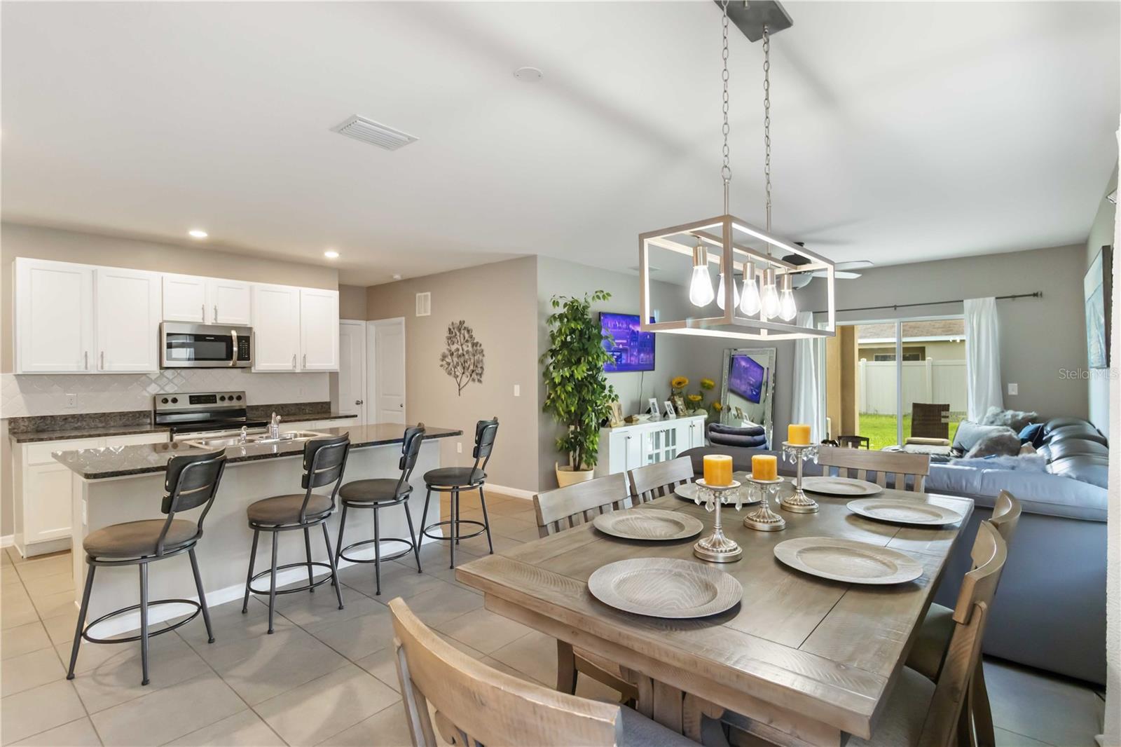 Image 10 of 43 For 5904 Silver Sage Way