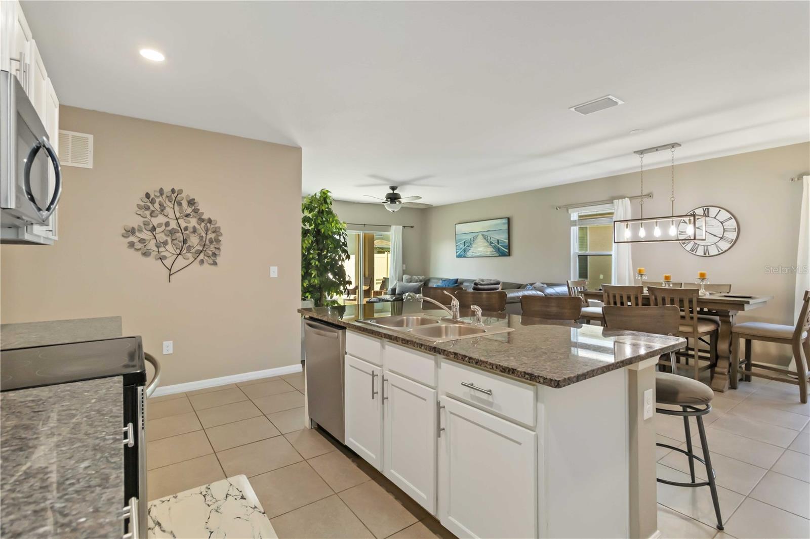 Image 12 of 43 For 5904 Silver Sage Way