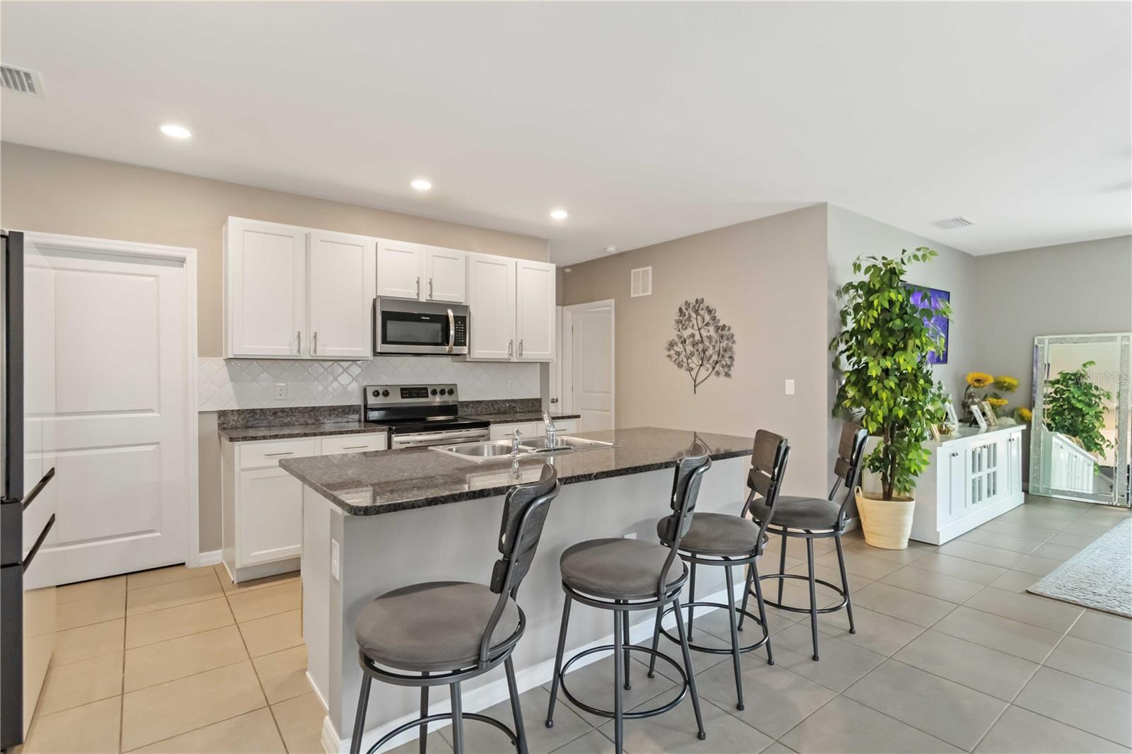 Image 14 of 43 For 5904 Silver Sage Way
